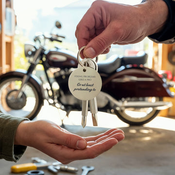 Pocket Screwdriver Keychain – Compact Tool with Custom Engraving Option